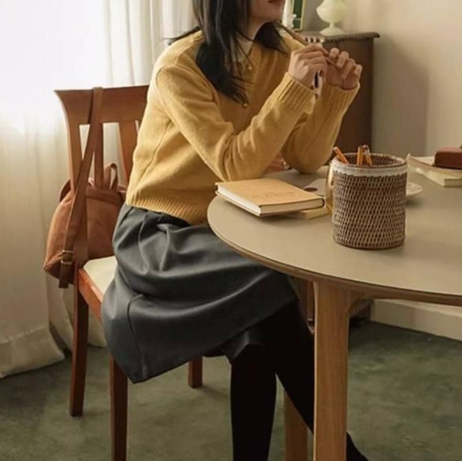 ブルベ夏/ブルベ冬服　上品プリーツ膝下丈フレアパンツ