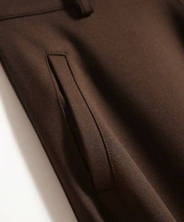 ブルベ冬服　上品フレア中丈スカート