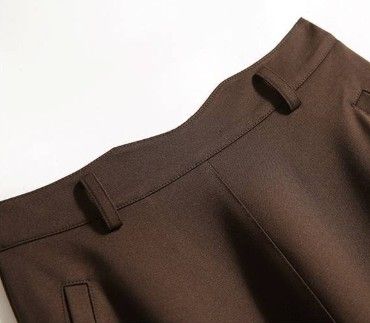 ブルベ冬服　上品フレア中丈スカート