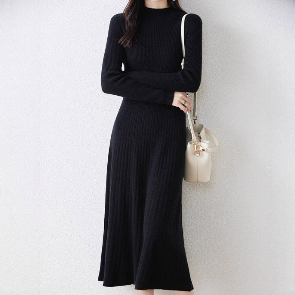 ブルベ夏/ブルベ冬服　縦リブ編みモックネック長袖ニットワンピース