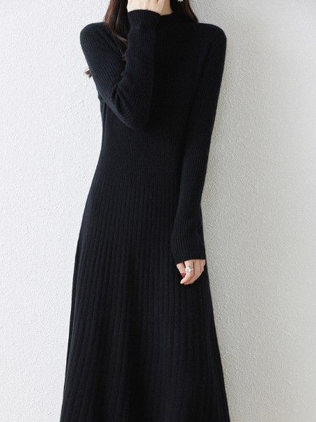 ブルベ夏/ブルベ冬服　縦リブ編みモックネック長袖ニットワンピース