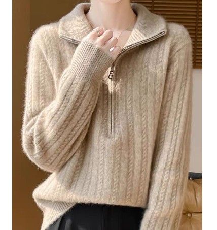 ブルベ夏/冬服　ケーブル編みフード付きハーフジップニット