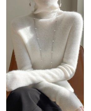 ブルベ夏/ブルベ冬服　上品タートルネック長袖ニットセーター