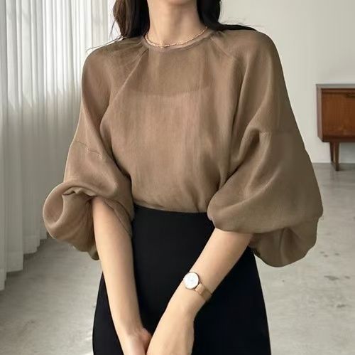 ブルベ夏/ブルベ冬服 ふんわりバルーン袖クルーネック七分袖ブラウス