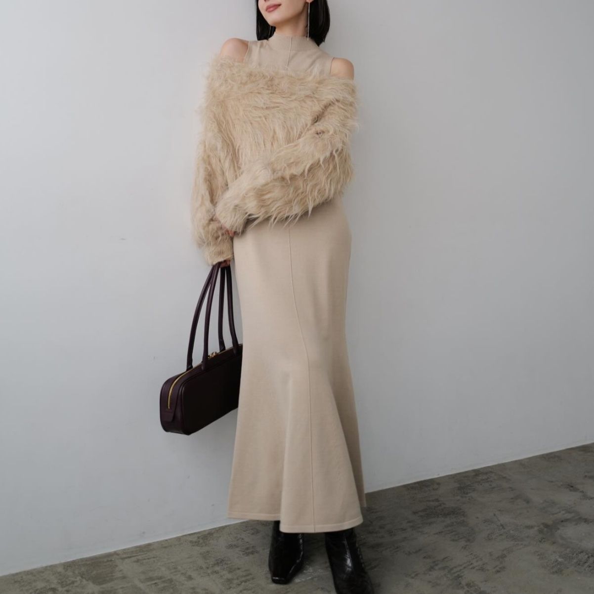 ブルベ夏/ブルベ冬服　ファー風ニットカーディガン＋ベストワンピースセット