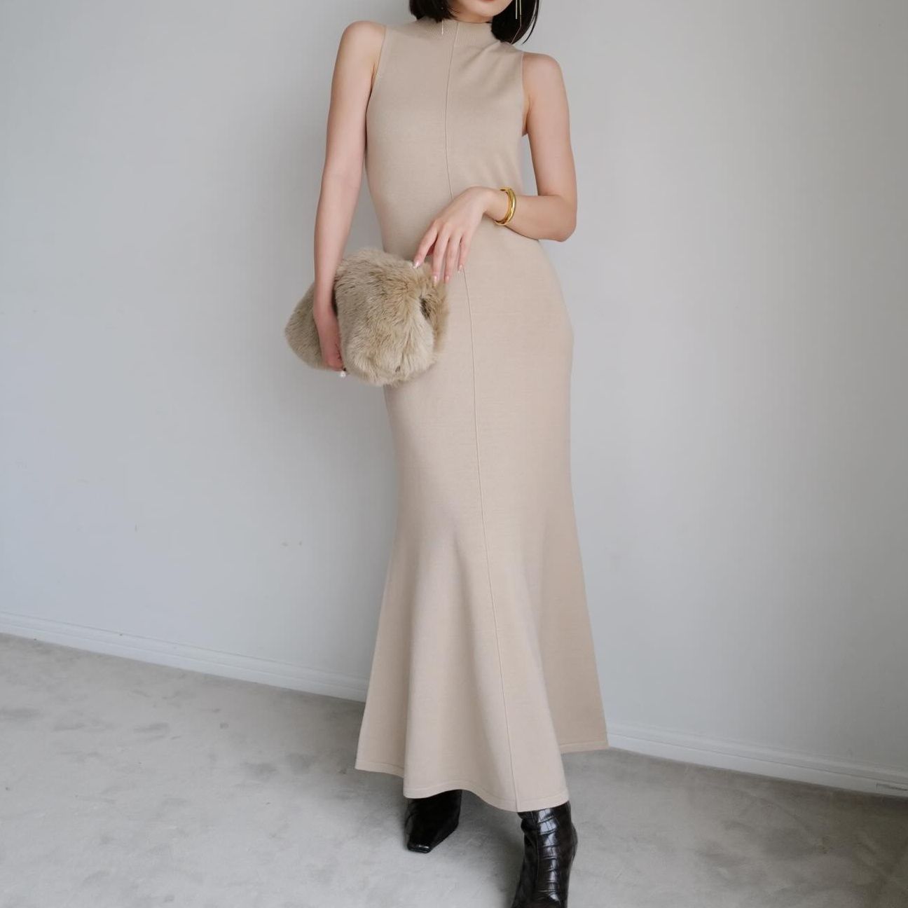 ブルベ夏/ブルベ冬服　ファー風ニットカーディガン＋ベストワンピースセット