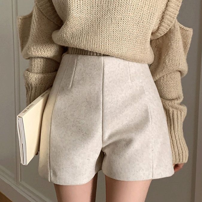 ブルベ夏/ブルベ冬服　上品仕立てのハイウエストショートパンツ