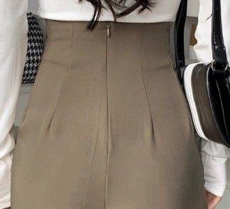 ブルベ夏/ブルベ冬服　上品ハイウエスト美脚ワイドパンツ