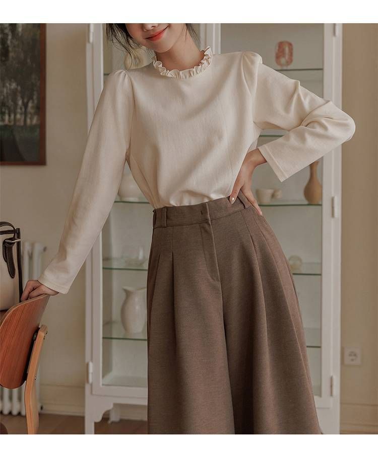 ブルベ夏/ブルベ冬服　上品な女性らしさを演出するハイウエストガウチョパンツ