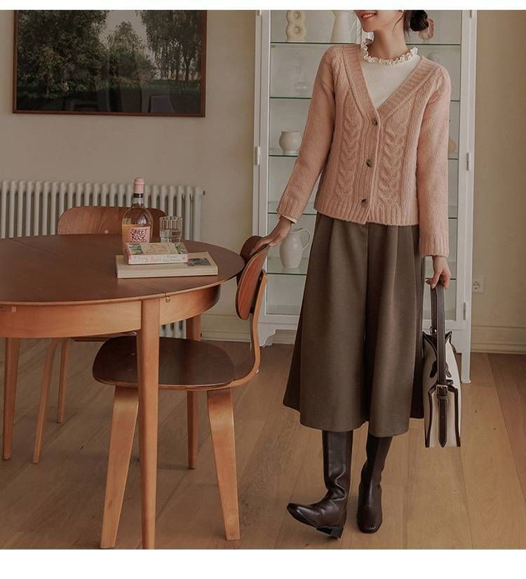 ブルベ夏/ブルベ冬服　上品な女性らしさを演出するハイウエストガウチョパンツ