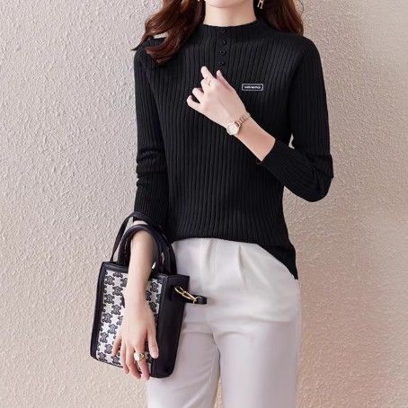 ブルベ夏/ブルベ冬服　リブ編み前開きボタン付きハイネックニット