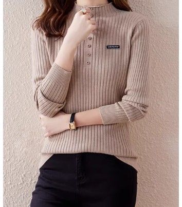 ブルベ夏/ブルベ冬服　リブ編み前開きボタン付きハイネックニット