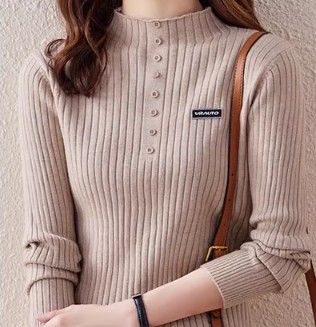 ブルベ夏/ブルベ冬服　リブ編み前開きボタン付きハイネックニット