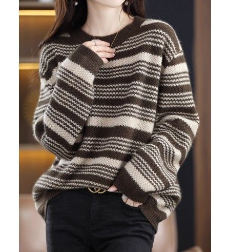 ブルベ夏/ブルベ冬服　 波模様編みが美しい上品ボーダー長袖プルオーバー