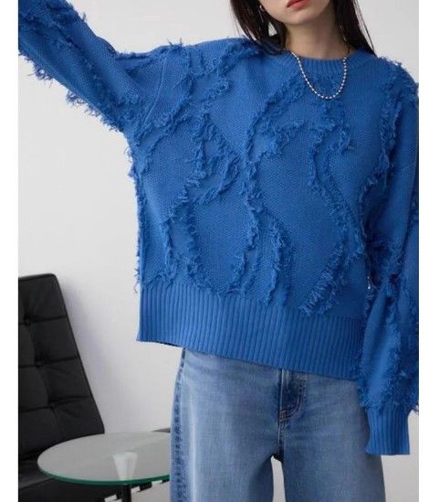 ブルベ夏/ブルベ冬服　 フリンジデザイン丸首長袖ニット