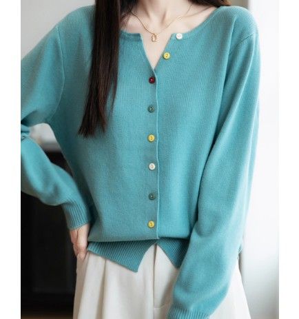 ブルベ夏/ブルベ冬服　マルチボタン配色カーディガン