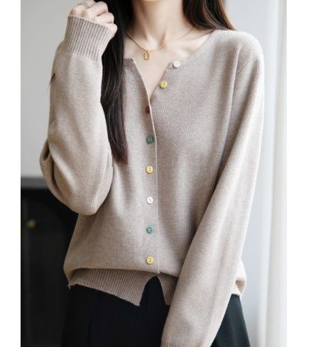 ブルベ夏/ブルベ冬服　マルチボタン配色カーディガン