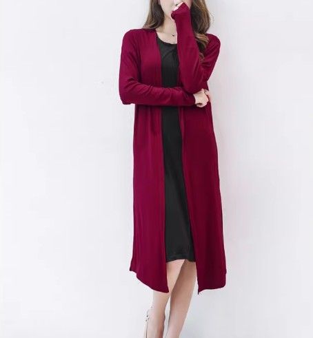 ブルベ夏/ブルベ冬服　上品なロング丈ニットカーディガン