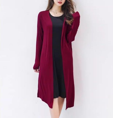 ブルベ夏/ブルベ冬服　上品なロング丈ニットカーディガン