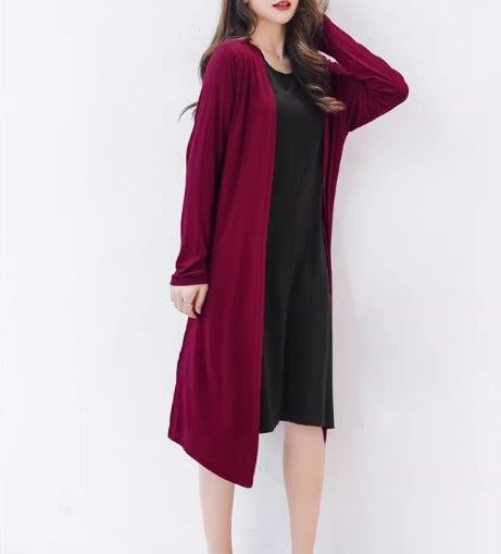 ブルベ夏/ブルベ冬服　上品なロング丈ニットカーディガン