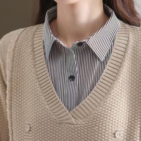 ブルベ夏/ブルベ冬服　襟付きシャツ重ね着風ニット