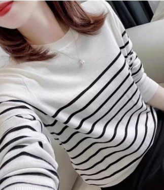 ブルベ夏/ブルベ冬服　マリンボーダー柄クルーネック長袖ニットプルオーバー