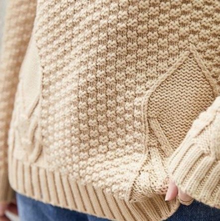 ブルベ夏/ブルベ冬服　立体編地タートルネックゆったりニット