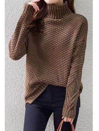 ブルベ夏/ブルベ冬服　立体編地タートルネックゆったりニット