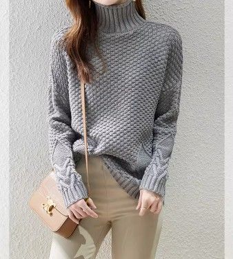 ブルベ夏/ブルベ冬服　立体編地タートルネックゆったりニット