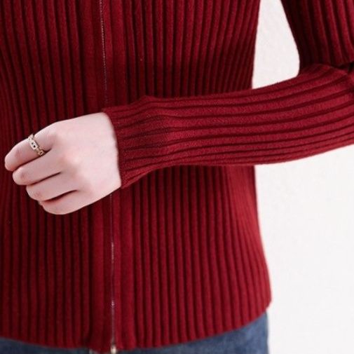 ブルベ夏/ブルベ冬服　胸ポケット付き縦リブ編みジップアップニットカーディガン