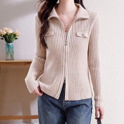 ブルベ夏/ブルベ冬服　胸ポケット付き縦リブ編みジップアップニットカーディガン