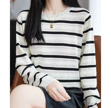 ブルベ夏/ブルベ冬服　編みマルチボーダー柄丸首長袖ニット