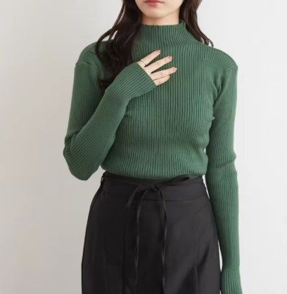 ブルベ夏/ブルベ冬服　上品リブ編みタートルネックニットトップス