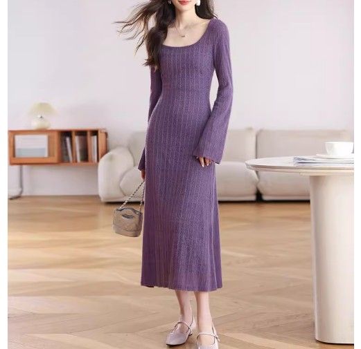 ブルベ夏/ブルベ冬服　ケーブル編みニット長袖ミディ丈ワンピース
