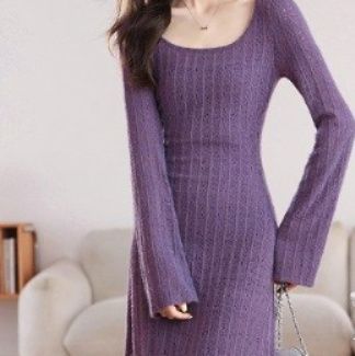 ブルベ夏/ブルベ冬服　ケーブル編みニット長袖ミディ丈ワンピース