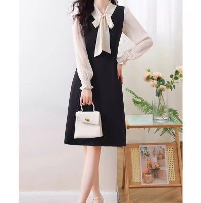ブルベファッション 襟元リボン付きバイカラー長袖切替ワンピース