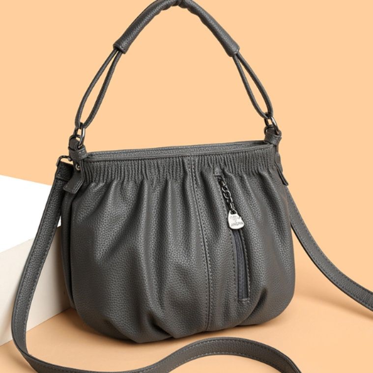 ブルベ夏/ブルベ冬バッグ　 シャーリングレザー風二層式ショルダーバッグ