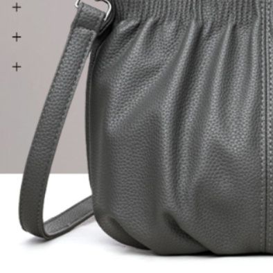 ブルベ夏/ブルベ冬バッグ　 シャーリングレザー風二層式ショルダーバッグ