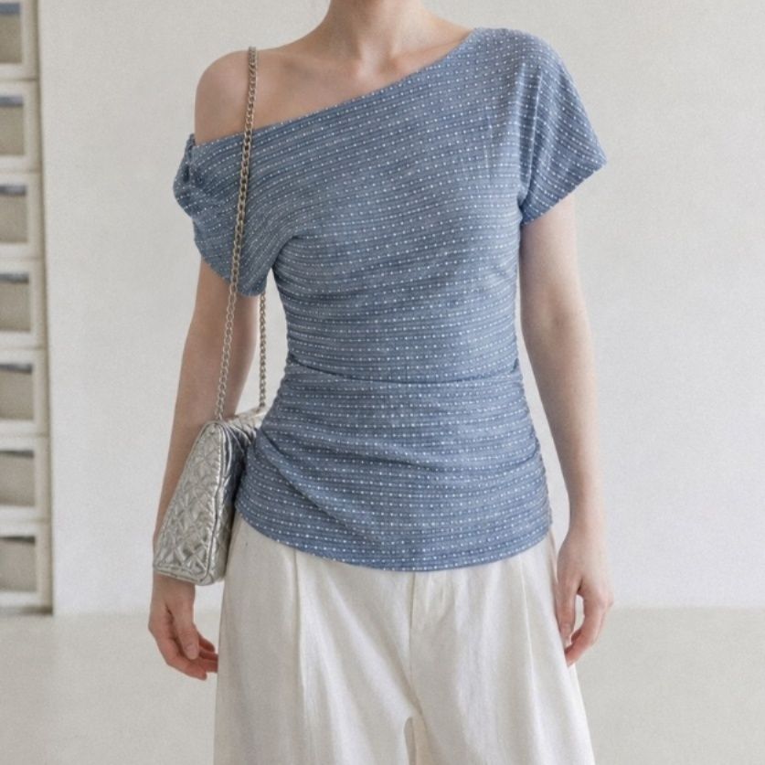 ブルベ夏服　ドット柄 ワンショルダー半袖Tシャツ