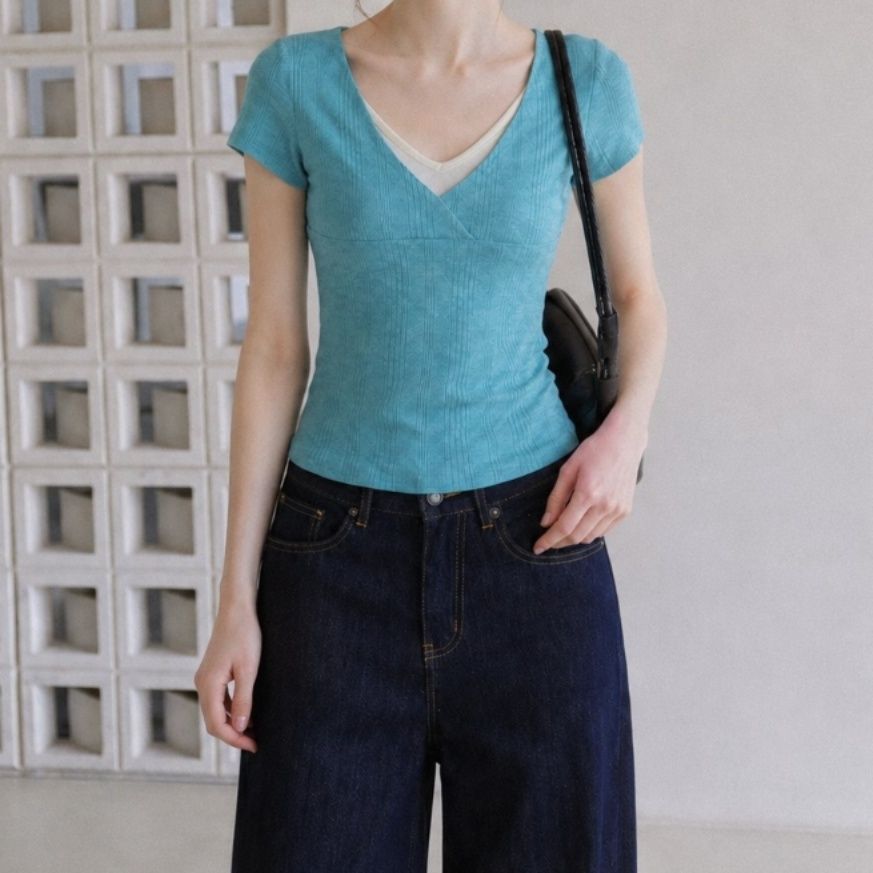 配色Vネック レイヤード風半袖Tシャツ