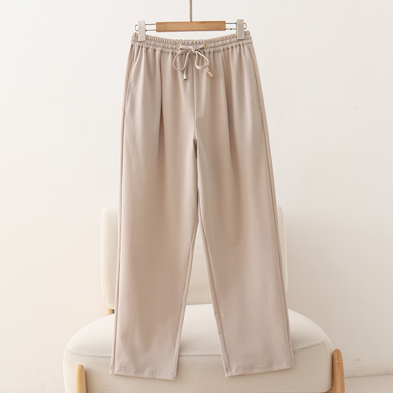 パンツ　すっきりシルエット リラックスパンツ（ブルベ夏向け・ブルベ冬向け）