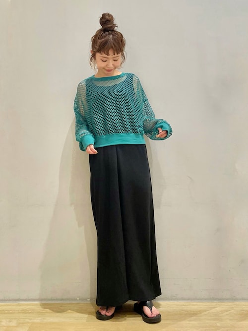 ブラウス　透かし編みメッシュプルオーバー（ブルベ冬向け）