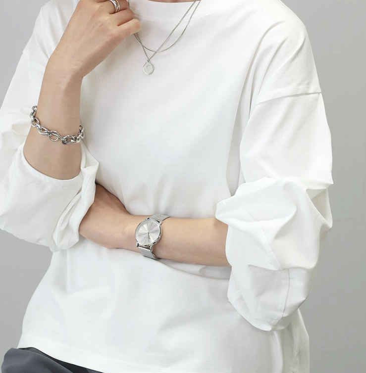 Tシャツ　ゆったり袖のシンプルプルオーバー（ブルベ夏向け・ブルベ冬向け）