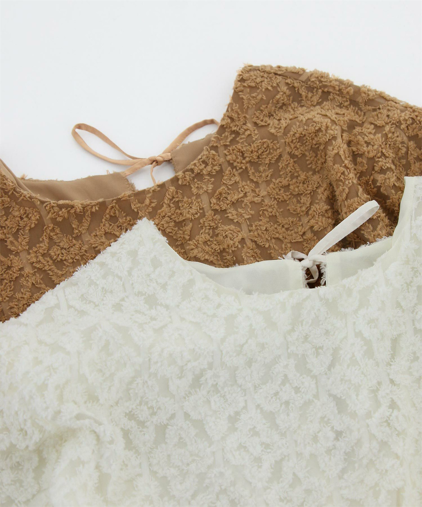 ブルベ夏/ブルベ冬服　ふわふわ起毛素材の丸首長袖ブラウス