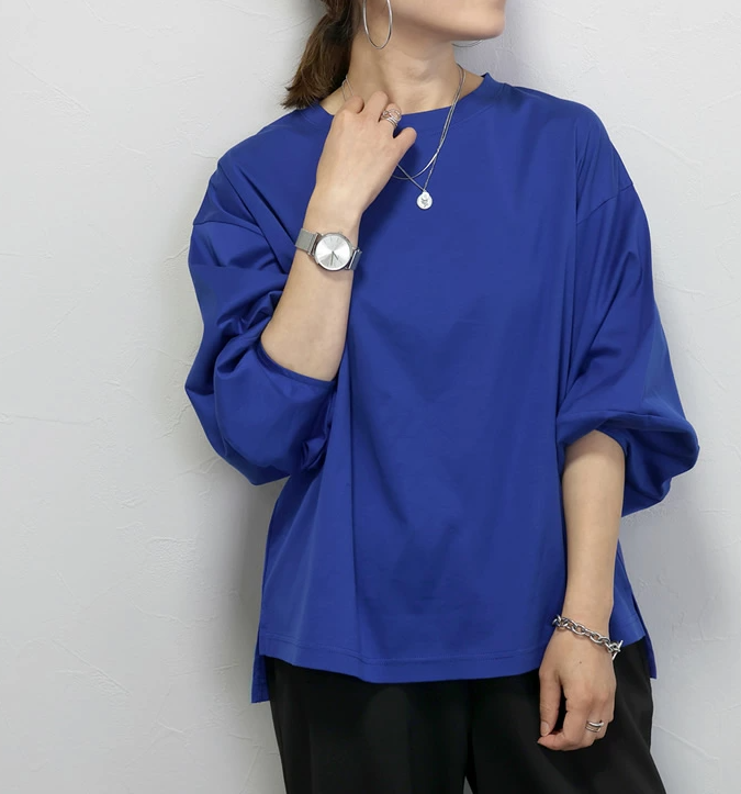 Tシャツ　ゆったり袖のシンプルプルオーバー（ブルベ夏向け・ブルベ冬向け）