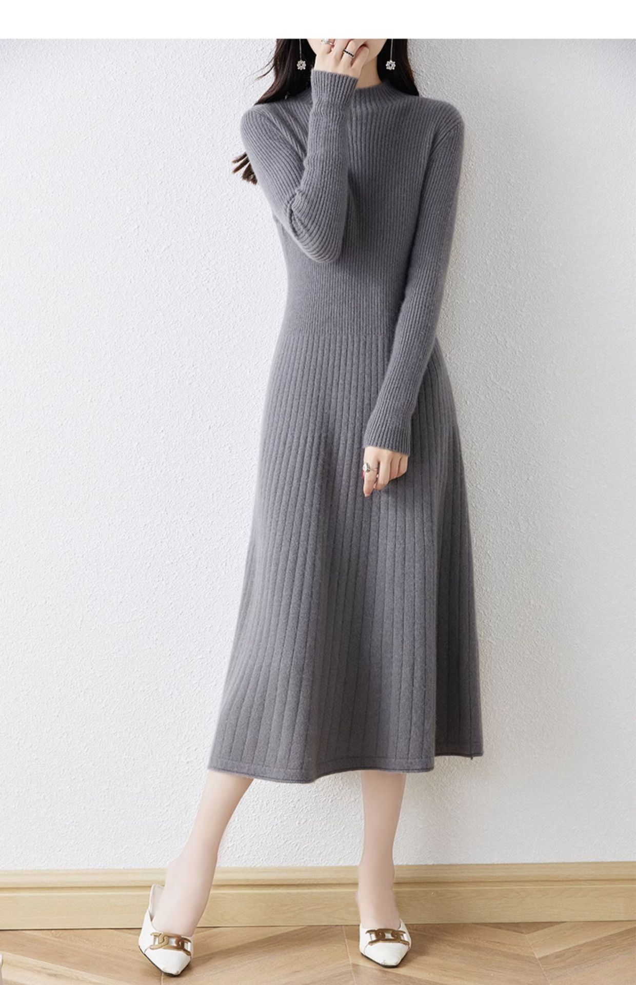 ブルベ夏/ブルベ冬服　縦リブ編みモックネック長袖ニットワンピース