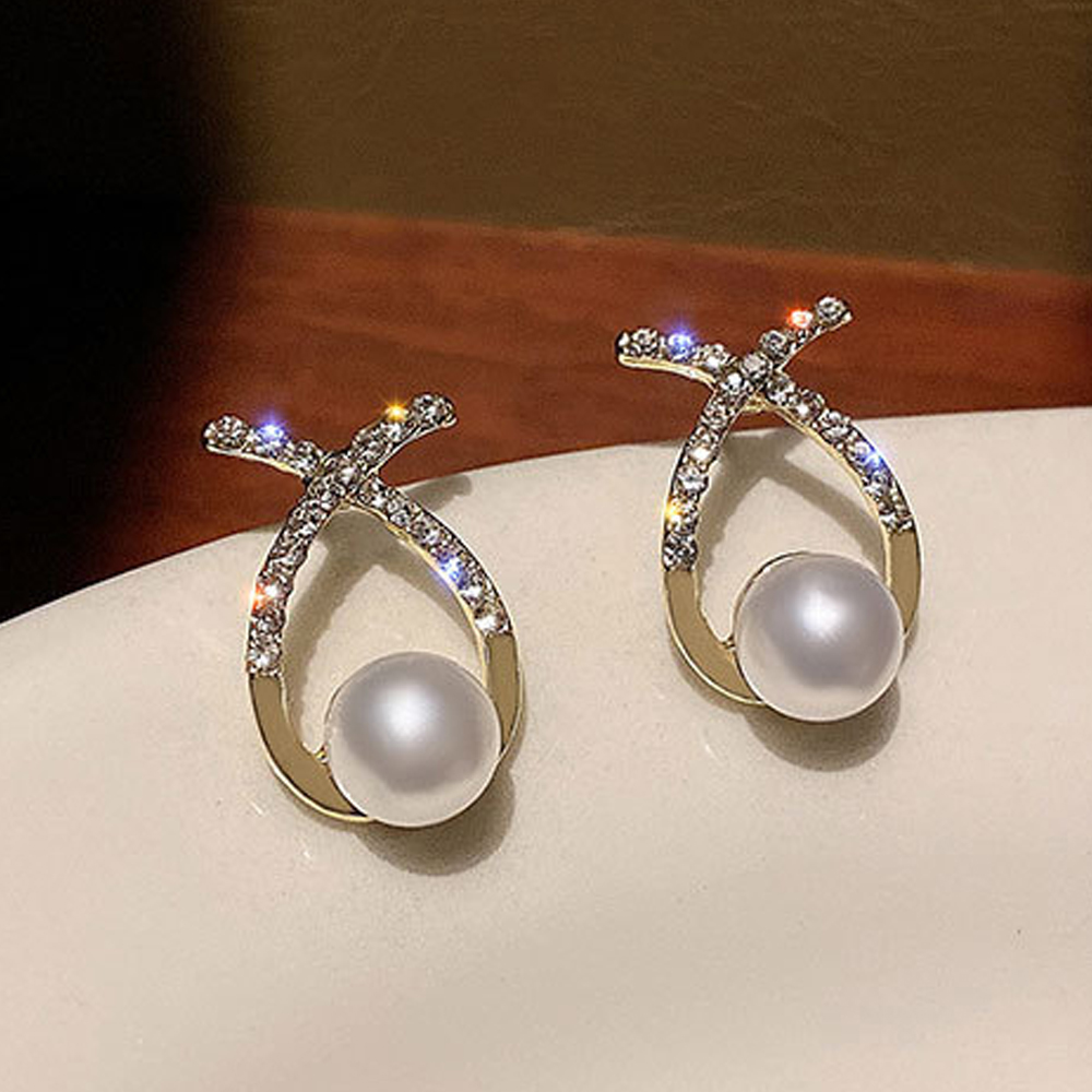 イエベ映え　高級感 クロス パール ピアス アクセサリー（イエベ春向け）
