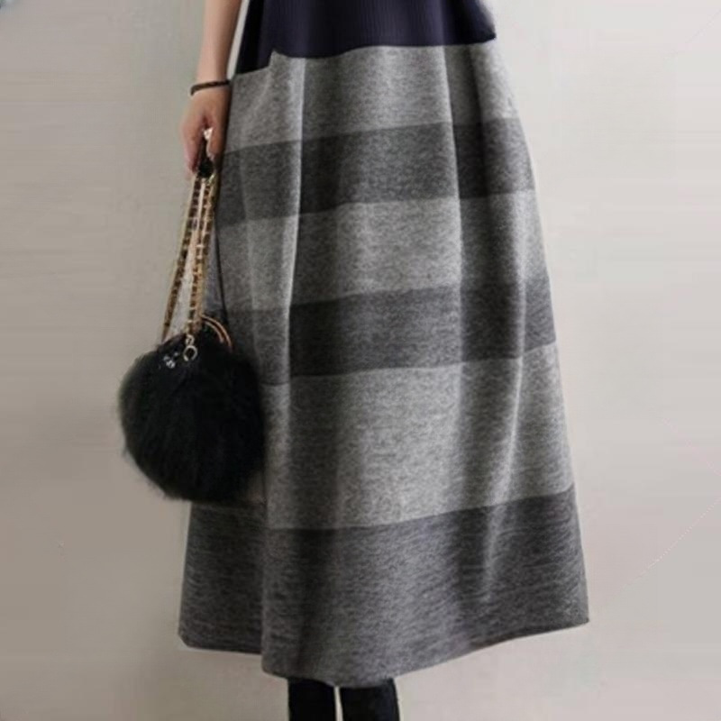 ブルベ夏/ブルベ冬服　上品なバイカラーニット切り替え長袖マキシワンピース