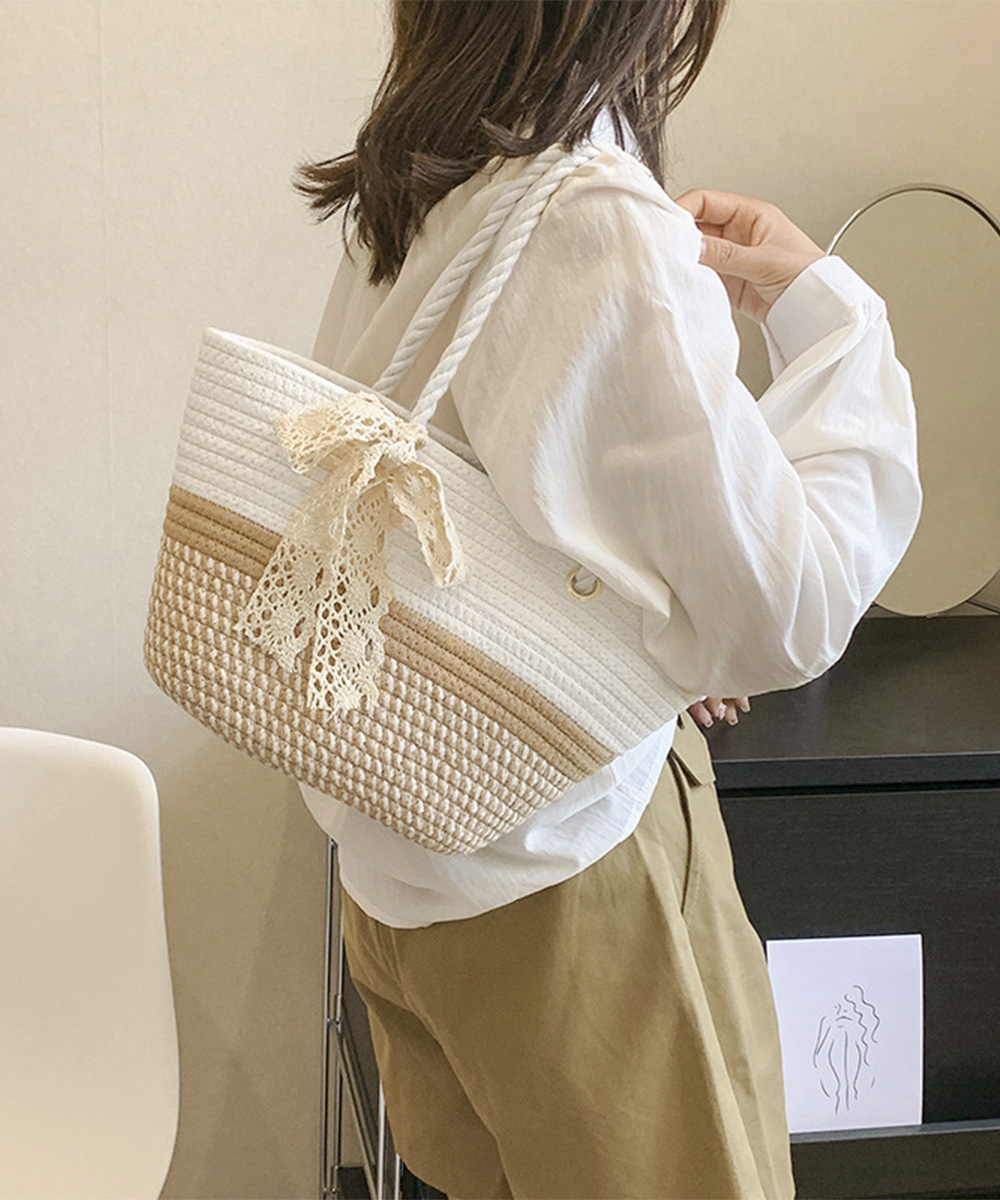 バッグ　夏の涼しげかご編みバッグ レースリボン付き（ブルべ夏向け・ブルベ冬向け）