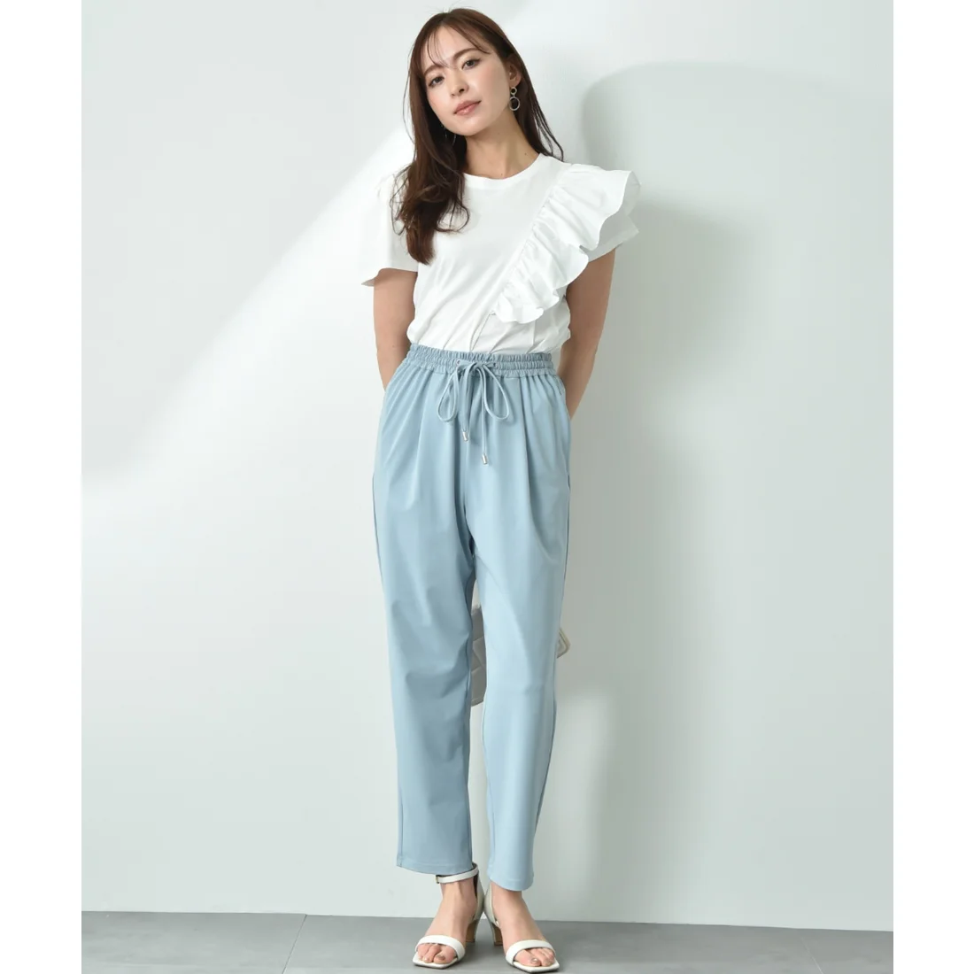 パンツ　すっきりシルエット リラックスパンツ（ブルベ夏向け・ブルベ冬向け）